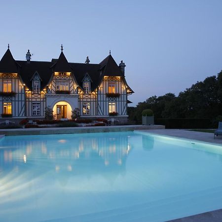 Manoir De Benerville Panzió Deauville Kültér fotó